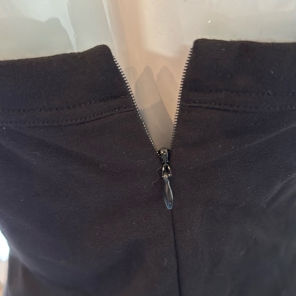 CAbi 552 Over The Moon Charcoal Gray Ponte Bustier Peplum Top Size 6 - Picture 7 of 15